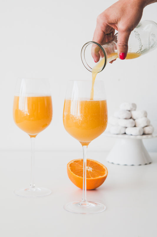 đ Moms & Mimosas: A Sip + Shop Morning at The Social Society! đ„