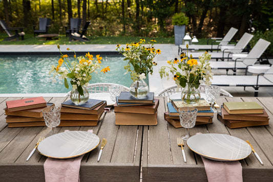 A BOOK LOVER'S TABLESCAPE