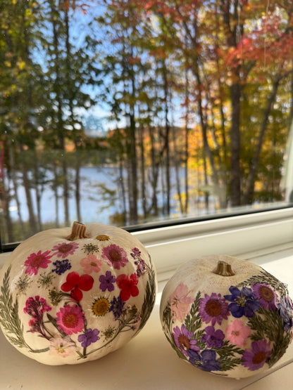 Pumpkin Dried Floral Decoupage Craft & Cider Sips October 12, 3 p.m. - 4 p.m.
